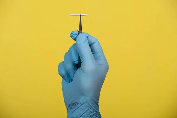 Hormonal implant veya güzellik çipi deri altı bir uygulamadır..