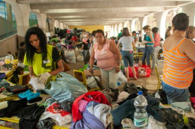 Nova Friburgo, Brezilya - 15 Ocak 2011: 2011 'de Rio de Janeiro eyaletinin dağlık bölgesinde aşırı yağmur nedeniyle meydana gelen doğal afet şehri harap etti.