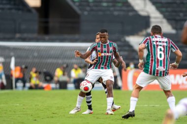 Rio, Brezilya - 26 Şubat 2022: Jhon Arias Fluminense 2 - 0 Vasco arasında Nilton Santos Stadyumu 'nda oynanan Carioca Şampiyonası (Taca Guanabara) 9.