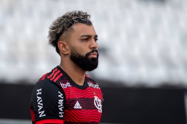 Rio, Brezilya - 27 Şubat 2022: Gabriel Barbosa (Gabigol), Flamengo 2 'ye karşı 2 Resende ile Nilton Santos Stadyumu' nda oynanan Carioca Şampiyonası (Taca Guanabara) 9.
