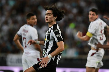 Rio, Brezilya - 21 Mart 2022: Matheus Nascimento Nilton Santos Stadyumu 'nda oynanan Carioca Şampiyonası' nda Botafogo ile Fluminense arasında oynanan maçta