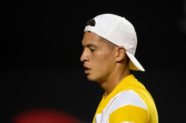 Rio, Brezilya - 15 Şubat 2022: Sebastian Baez (ARG) ATP 500 turnuvasında Rio Open 2022 'de Thiago Monteiro (BRA) ile oynamıştır.