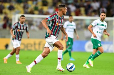 Rio, Brezilya - Nisan 06, 2022: David Duarte Fluminense ile Oriente Petrolero arasındaki maçta Sudamerica Kupası, grup turu, Maracana Stadyumu