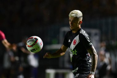 Rio, Brezilya - Nisan 08, 2022: Vasco ve Vila Nova arasındaki maçta Gabriel PEC oyuncusu 2022 Brezilya Şampiyonası 'nın birinci turu, serie B, Sao Januario Stadyumu' nda