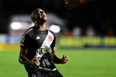 Rio, Brezilya - Nisan 08, 2022: Vasco ile Vila Nova arasındaki maçta edimar oyuncusu 2022 Brezilya Şampiyonası 'nın birinci turu, serie B, Sao Januario Stadyumu' nda