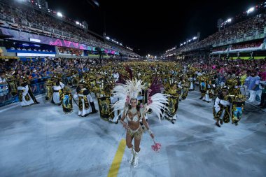 Rio, Brezilya - 21 Nisan 2022: Rio Karnavalı 'nda Samba Okulu Inocentes de Belford Roxo, Marques de Sapucai Sambadrome' da düzenlendi.
