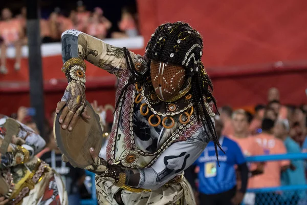 Rio, Brezilya - 21 Nisan 2022: Rio Karnavalı 'nda Samba School Academicos de Vigario Geral, Marques de Sapucai Sambadrome