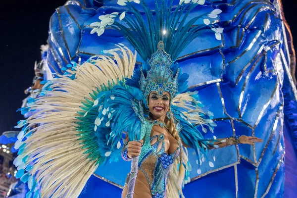 Rio, Brezilya - 21 Nisan 2022: Rio Karnavalı 'nda Samba School Academicos de Vigario Geral, Marques de Sapucai Sambadrome