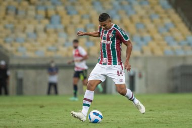 Rio, Brezilya - 26 Nisan 2022: David Braz Fluminense ile Union Santa Fe arasındaki maçta Maracana Stadyumu 'nda oynanan Sudamerica Kupası' nın üçüncü turu.