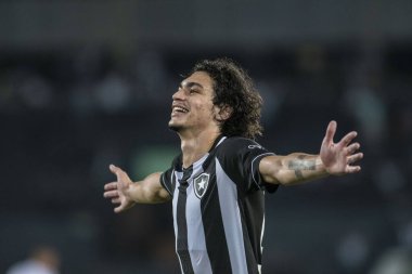 Rio, Brezilya - 12 Mayıs 2022: Nilton Santos Stadyumu 'nda oynanan Brezilya Kupası 2022 tarihine kadar Botafogo-Ceilandia maçında Matheus Nascimento oyuncusu