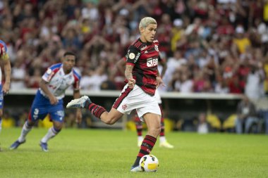 Rio, Brezilya - Haziran 05, 2022: Maracana Stadyumu 'nda oynanan 9. Brezilya Şampiyonası' nda Flamengo ve Fortaleza arasında oynanan maçta Pedro oyuncusu