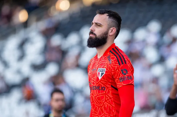 Rio, Brezilya - 16 Haziran 2022: Botafogo ile Sao Paulo arasındaki maçta Jandrei oyuncusu Nilton Santos Stadyumu 'nda oynanan 12.