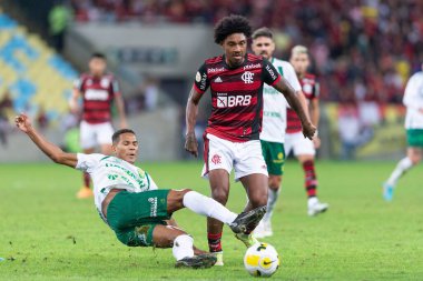 Rio, Brezilya - 15 Haziran 2022: Maracana Stadyumu 'nda düzenlenen Brezilya Şampiyonası' nın 11. raundunda Flamengo ve Cuiaba arasındaki maçta Vitinho oyuncusu