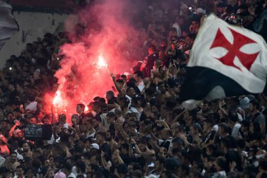 Rio, Brezilya - 28 Temmuz 2022: Sao Januario Stadyumu 'nda Vasco - CRB 21. tur Brezilya Şampiyonası B serisi arasındaki maçta taraftarlar