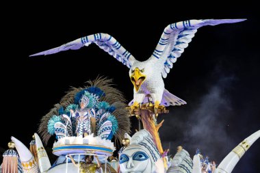 Rio, Brezilya - 22 Nisan 2022: Rio Karnavalı 'nda Samba Okulu Portela, Marques de Sapucai Sambadrome' da düzenlendi.