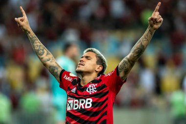 Rio, Brezilya - Ekim 01, 2022 - Maracana Stadyumu 'nda oynanan 29 rauntluk Brezilya Şampiyonası ile Flamengo-Bragantino maçında Pedro oyuncusu