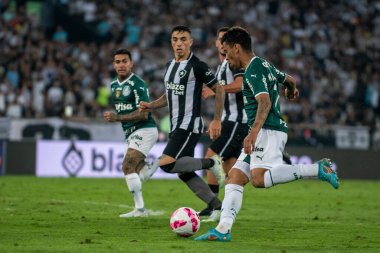 Rio, Brezilya - Ekim 03, 2022: Maracana Stadyumu 'nda Bptafogo-Palmeiras maçı 29 rauntluk Brezilya Şampiyonası karşılaşması