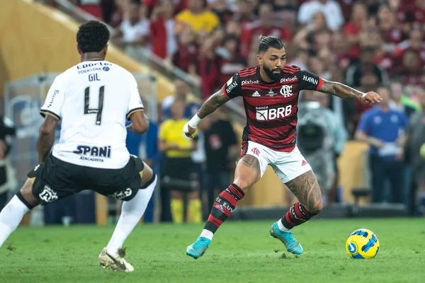 Rio, Brezilya - 19 Ekim 2022: Gabriel Barbosa (Gabigol) Maracana Stadyumu 'nda oynanan Brezilya Kupası final maçında Flamengo ile Corinthians arasındaki maçta