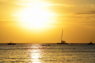 gün batımı, nungwi, zanzibar balıkçı tekneleri