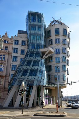 House, Prag dans