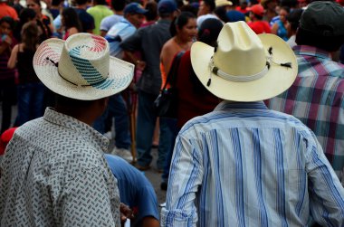 sömürge kasaba suchitoto ve insanları, el salvador