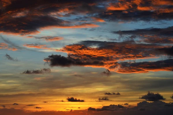 gökyüzü günbatımı playa el espino sırasında