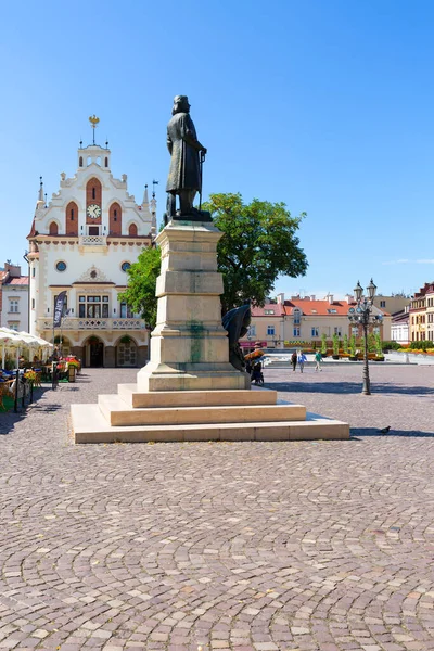 Rzeszow Πολωνία Αυγούστου 2020 Κεντρική Πλατεία Αγοράς Δημαρχείο Του 17Ου — Φωτογραφία Αρχείου