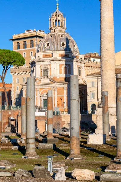 Roma Forumu Nun Bir Parçası Olan Trajan Forumu Çok Sayıda — Stok fotoğraf