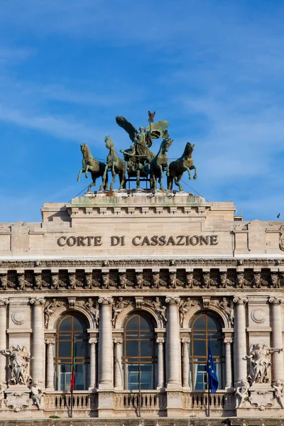 Roma Italia Octubre 2020 Quadriga Cima Del Palacio Justicia Sede — Foto de Stock