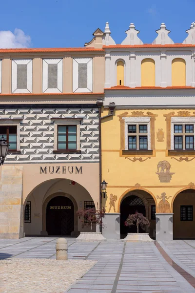 Tarnow Polonya Temmuz 2021 Rönesans Dönemi Şehir Meydanı Renkli Konutlar — Stok fotoğraf