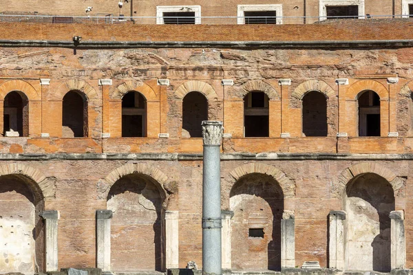 Рынок Траяна Построенный Веке Расположенный Фасаде Здания Рядом Римским Форумом — стоковое фото