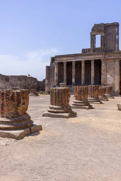 Forum Pompeii Remains Basilica Pompeii Naples Italy 公元79年那不勒斯附近的维苏威火山喷发摧毁了一座古城的废墟 — 图库照片