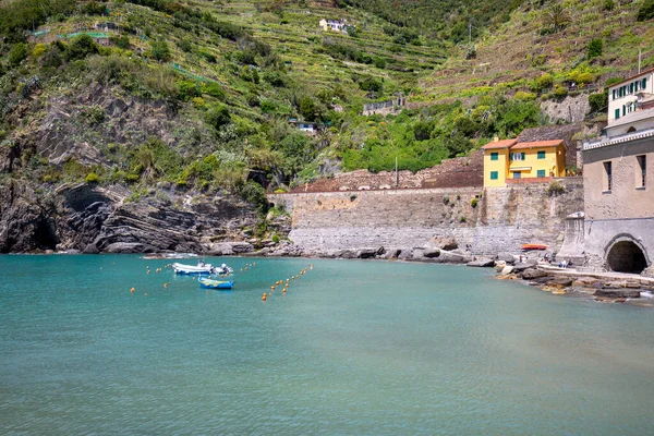 Vernazza Cinque Terre Italy May 2019 View Bay Water Moored — стоковое фото