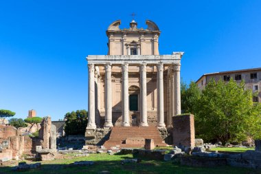 Forum Romanum, view of the ruins of several important ancient  buildings, Temple of Antoninus and Faustina, Rome, Italy