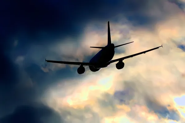 Im Sturm fliegen — Stockfoto