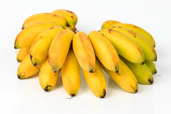 Banán csokor csoport fehér háttér. — Stock Fotó