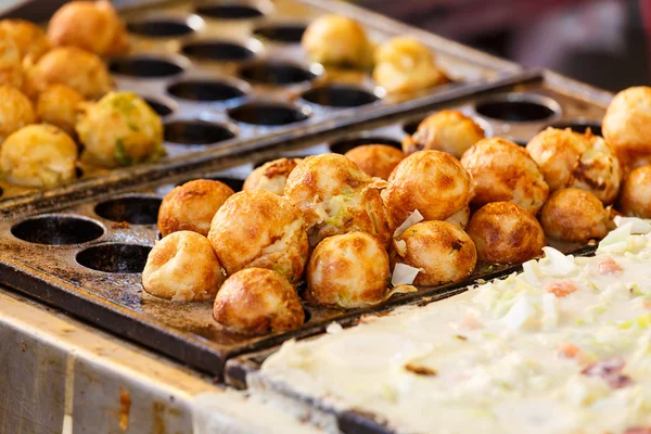 Takoyaki : Meat balls as Japanese style. — Stock Photo, Image