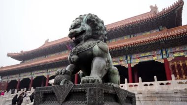 tiananmen Meydanı'na yasak şehir infront