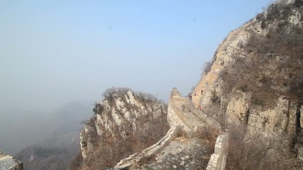 A grande parede da porção china não restaurada e como é . — Vídeo de Stock