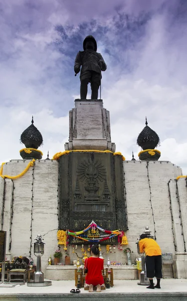 La statua del re Rama IV og Thailand a Bangkok — Foto Stock