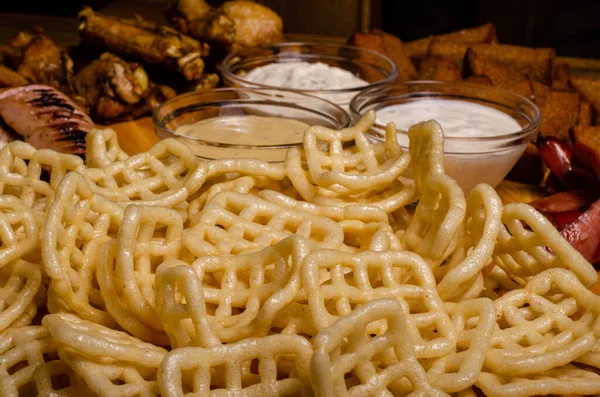 Lezzetli ızgara biftek ve bira..