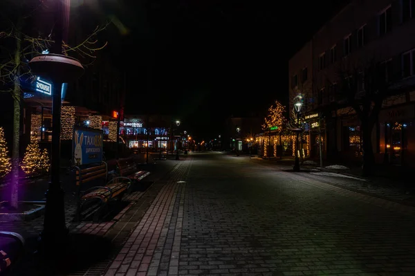 Gece Şehrinin Sokak Manzarası — Stok fotoğraf