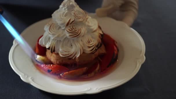 Gros Plan Des Images Dessert Crème Aux Fruits — Video