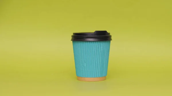 Paper Blue Cup Green Background — Stock Photo, Image