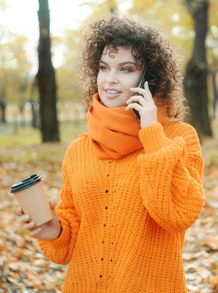 Beautiful Woman Orange Knitting Sweater Holding Cup Coffee Autumn Park — Stock Photo, Image