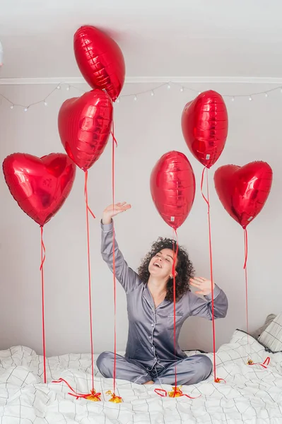 Young Girl Heart Red Balloon White Background — Stockfoto