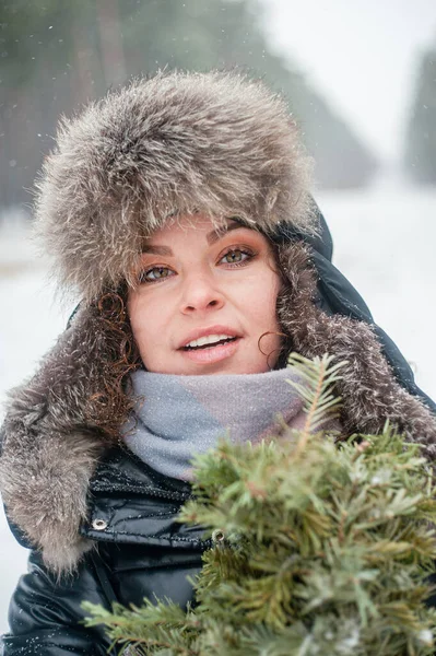 Retrato Una Joven Parque Invierno — Foto de Stock