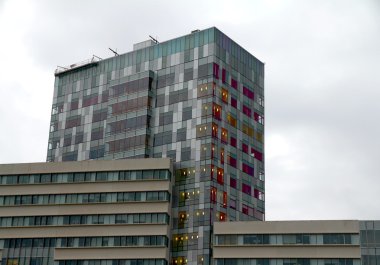 Modern Binalar