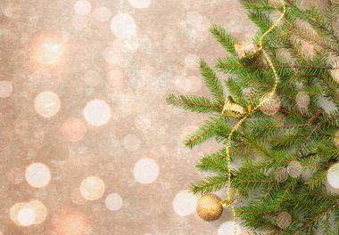 Noel ağaçlarıyla dolu Noel arkaplanı. Noel kartı. Noel arkaplanı. Boşluğu kopyala