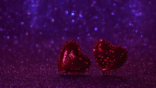 Walentynki Czerwony Liliowy Fioletowy Błyszczący Tło Bokeh Dwa Serca Bardzo — Wideo stockowe